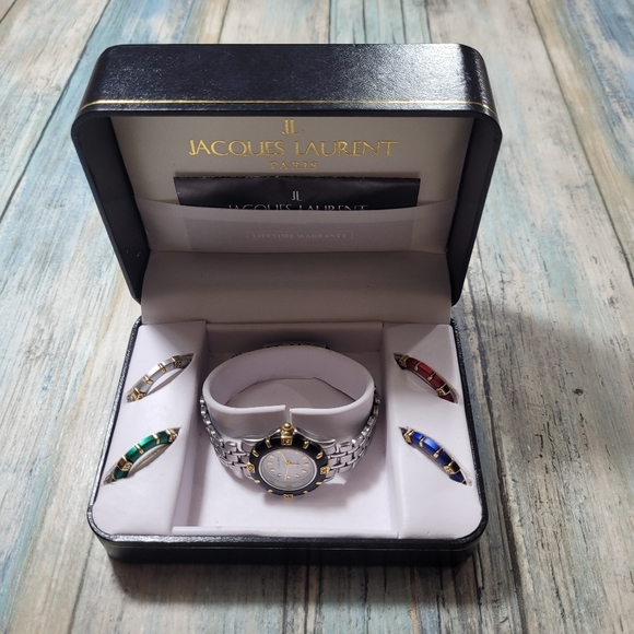 Jacques Laurent Accessories - Jacques Laurent París Quartz watch.